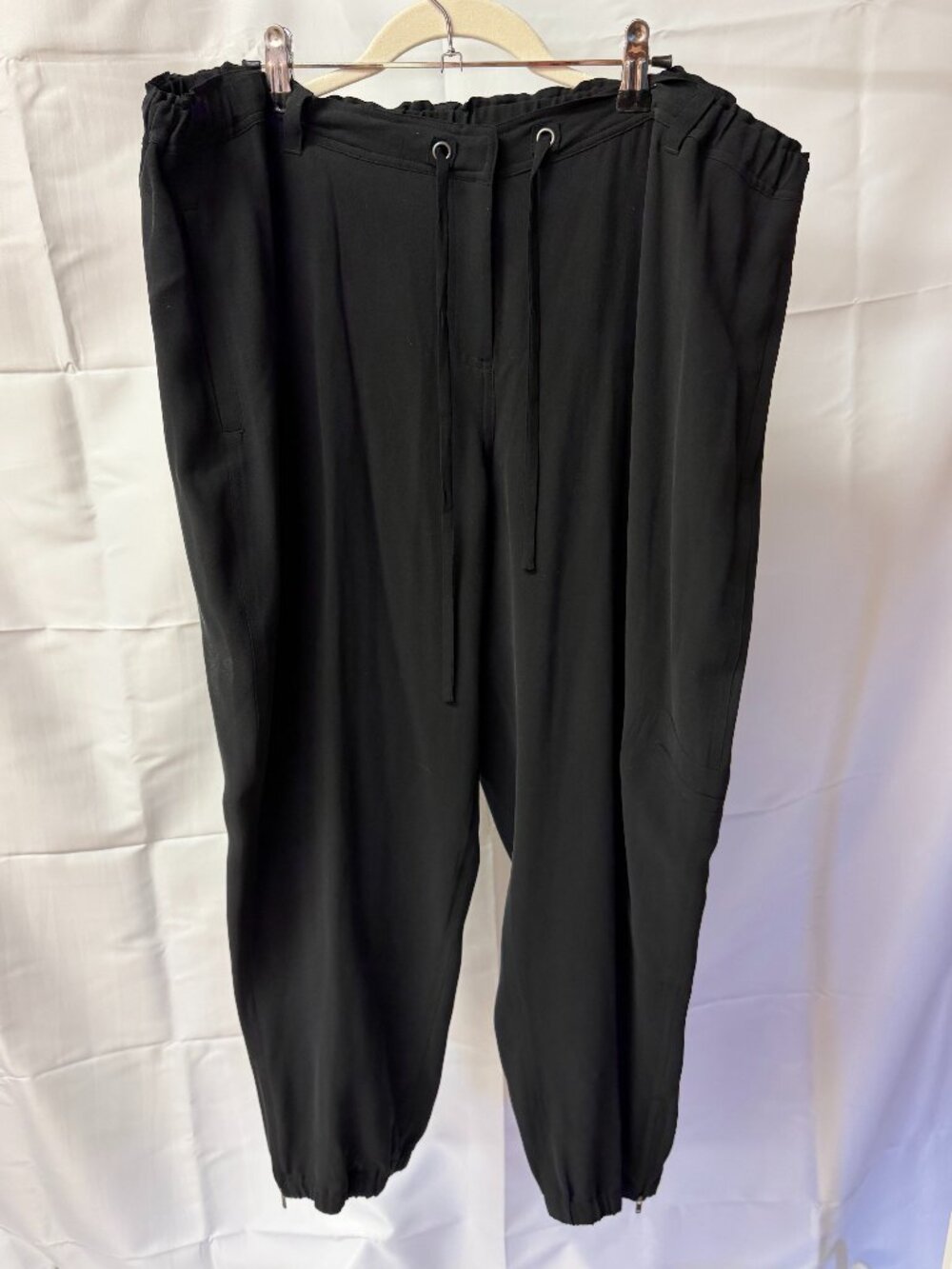 Eileen Fisher Black Silk Jogger Pants